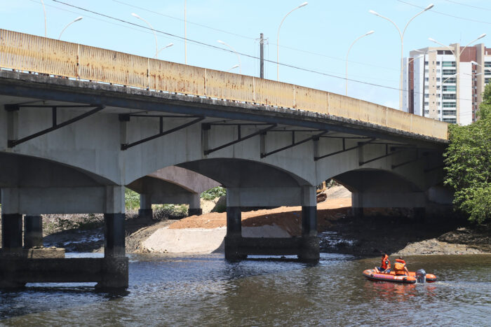 Parte De Ciclovia Da Ponte Sobre O Rio Poxim Desaba Por Sorte Ningu M