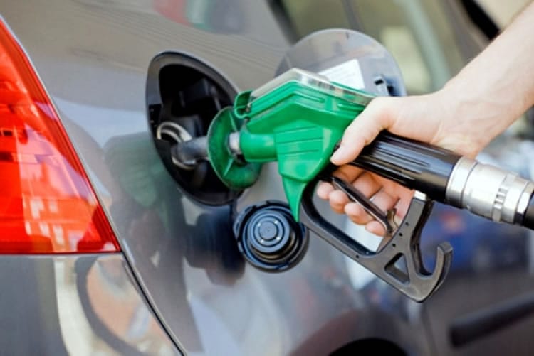 Petrobras reduz preço da gasolina e do diesel nas refinarias