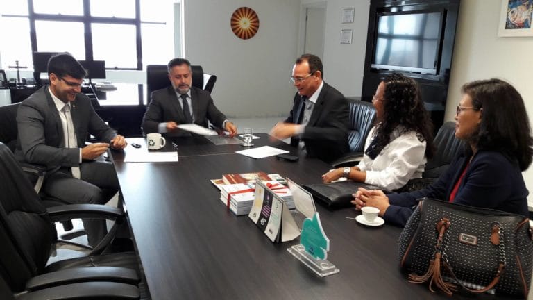 Projeto garante reconhecimento de paternidade a crianças e adolescentes