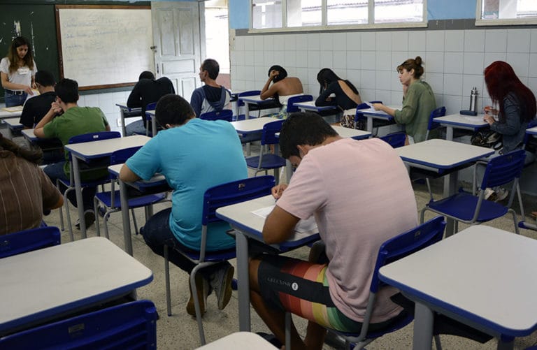 Inscrições para o supletivo terminam nesta sexta-feira