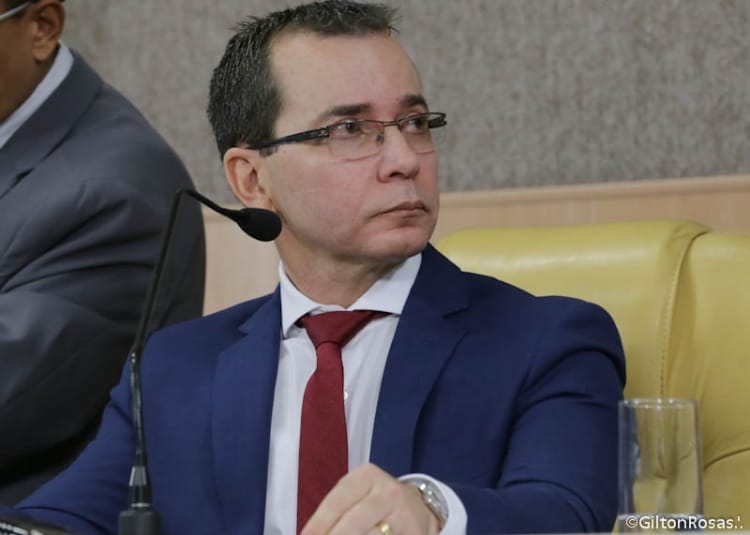 André Sotero deixa a secretaria de Saúde de Aracaju