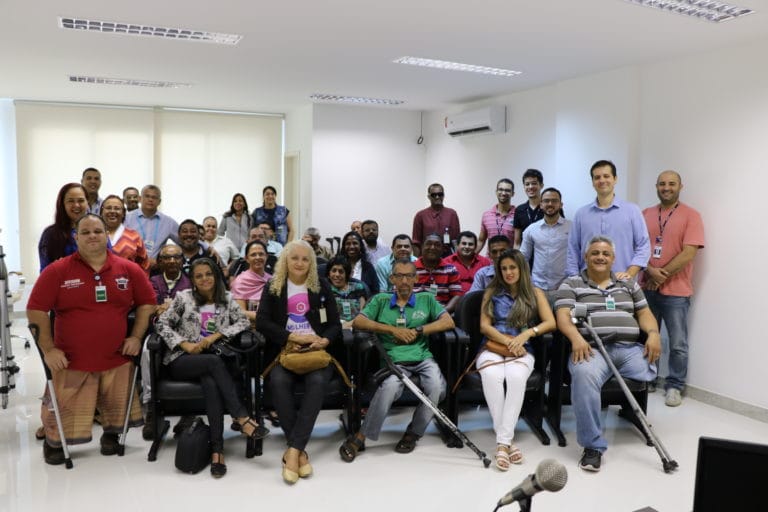 ADM faz homenagem a procurador do MPF