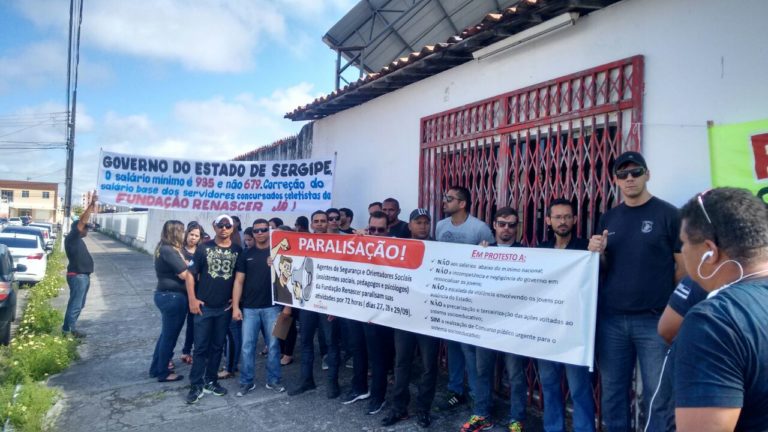 Agentes e orientadores sociais da Fundação Renascer paralisam atividades