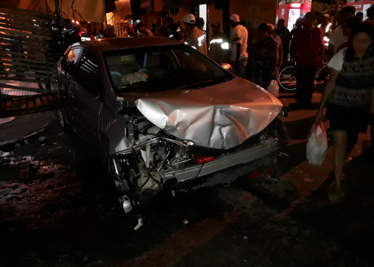Motorista atropela cinco pessoas em Estância