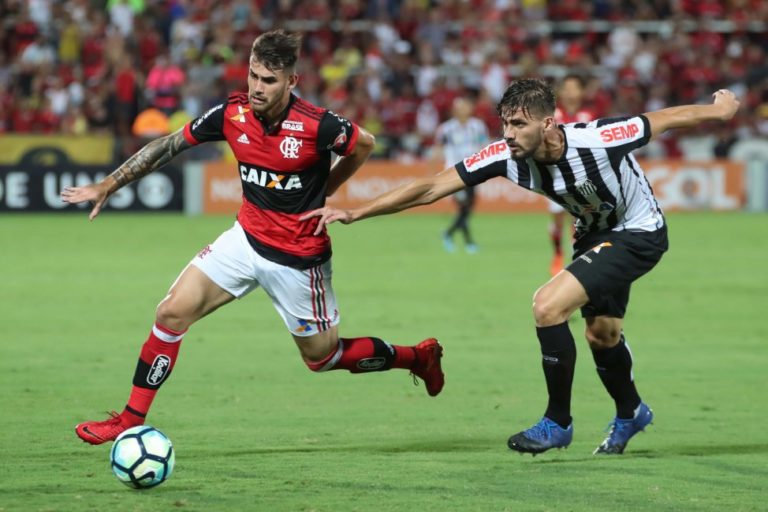 Muralha falha e Flamengo perde de virada para o Santos