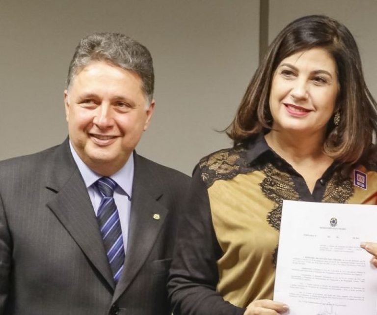 Casal Garotinho é preso no Rio de Janeiro