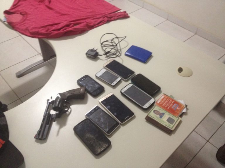 Homem é preso após participar de arrastão em escola