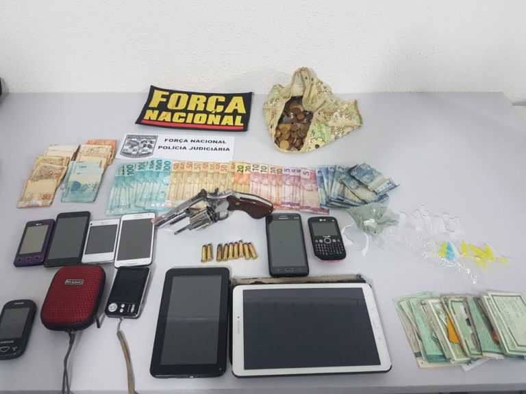 Dupla é presa durante operação em Socorro