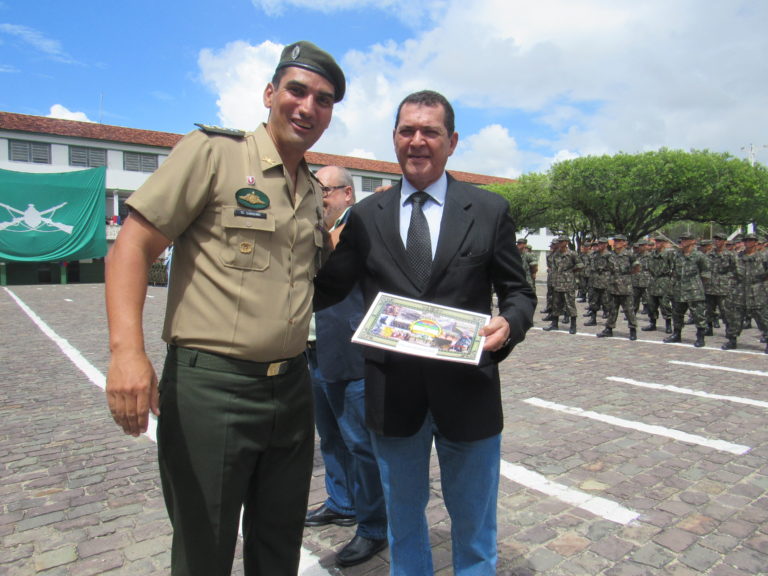 Correio de Sergipe é homenageado pelo 28º BC