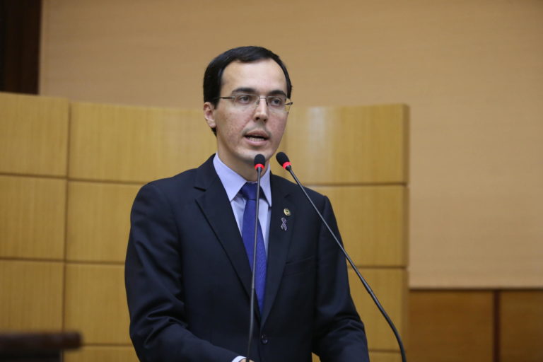 Governo quer aumentar impostos novamente, diz Georgeo Passos