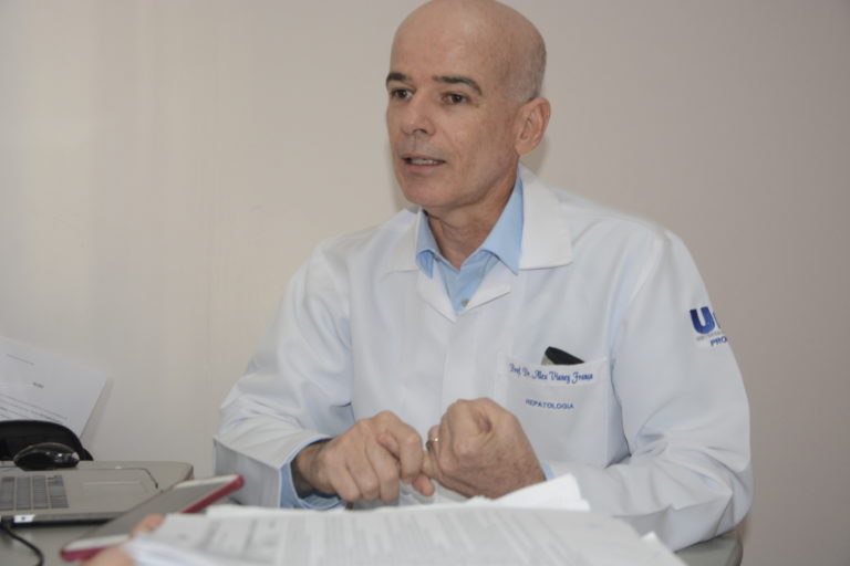 Especialista orienta sobre hepatites virais
