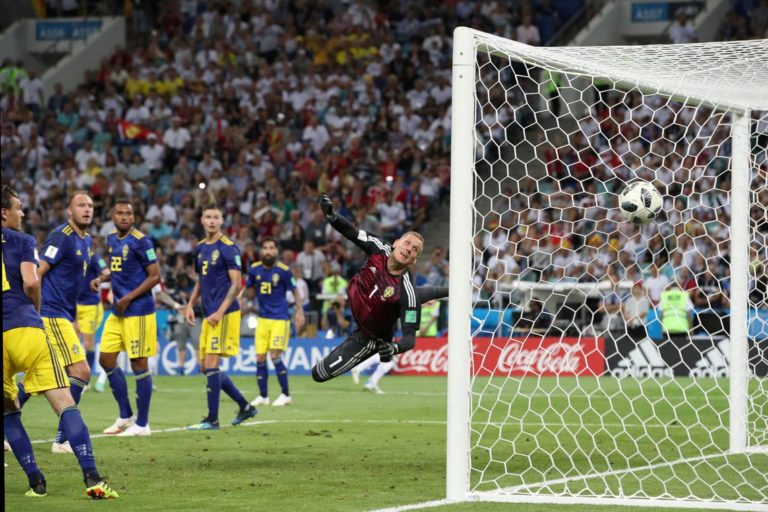 Três europeus e Colômbia definem quem segue na Copa