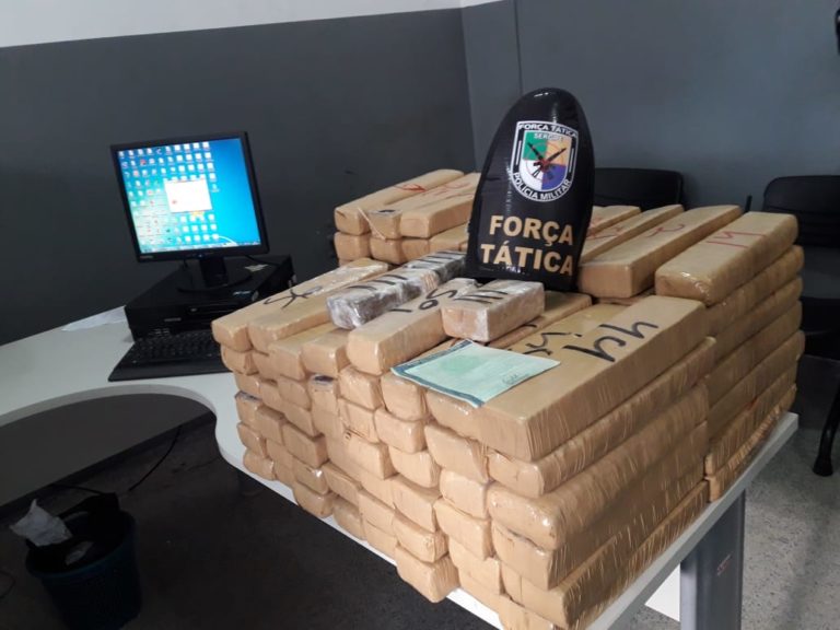PM apreende 105 kg de maconha em Socorro