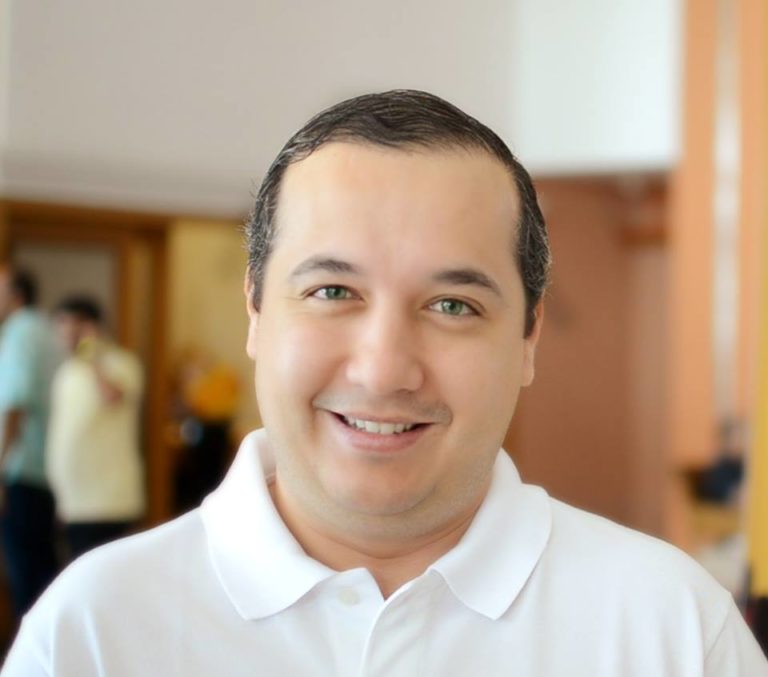 “O governo não tem políticas para geração de empregos”, diz Valadares Filho