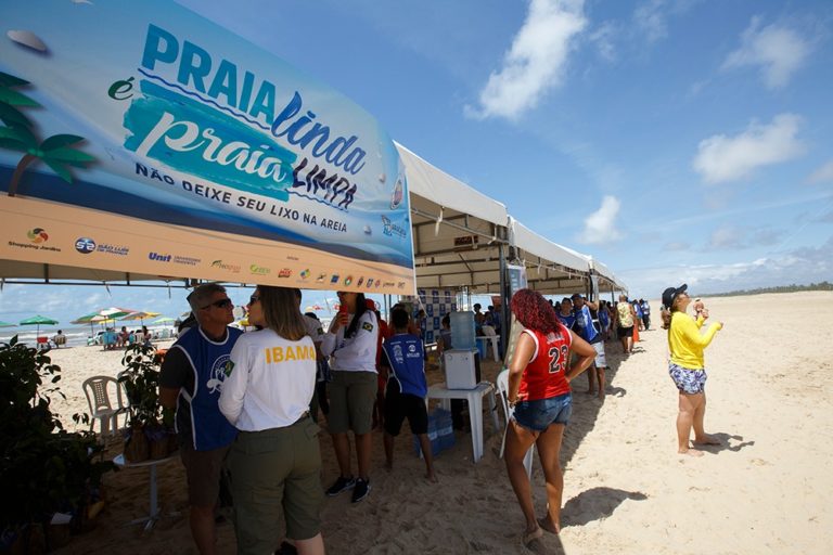 Sema realiza ação em prol da conservação das praias
