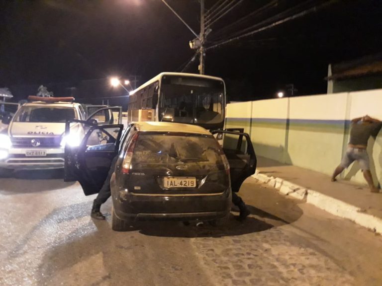 Grupo é preso pela PM após arrastão em Pacatuba