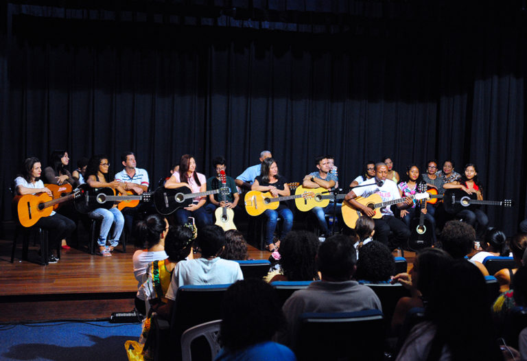 Teatro João Costa é palco de grandes artistas
