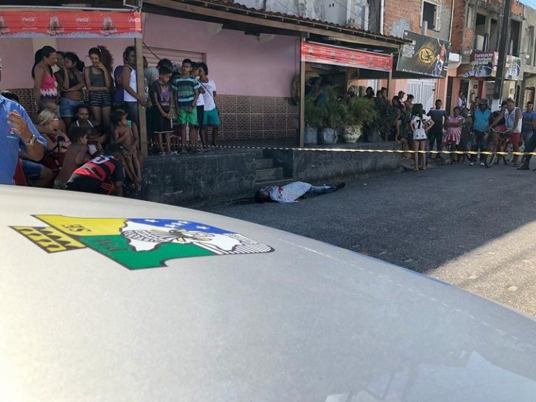 Homem é morto a tiros no bairro Porto D’Anta