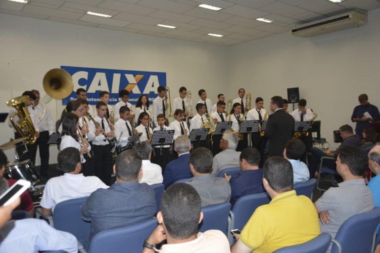Filarmônicas são contempladas com emendas de Amorim