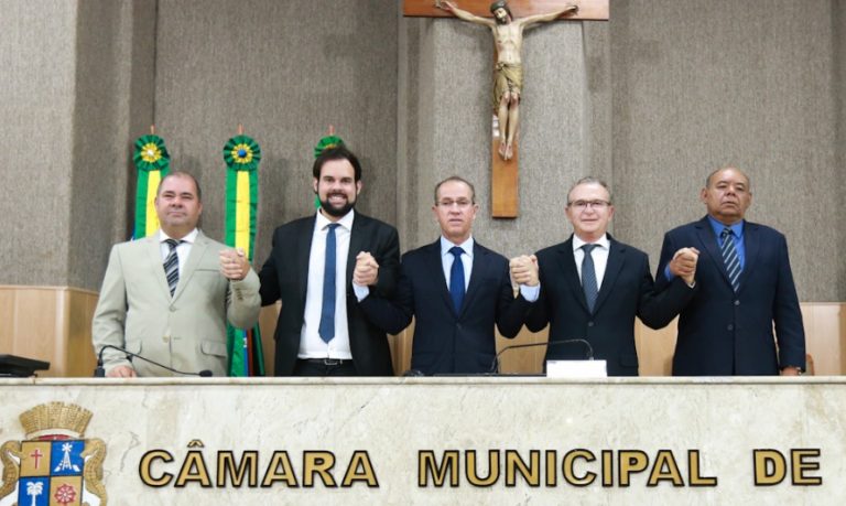 Nova Mesa Diretora da Câmara é eleita para o biênio 2019/2020