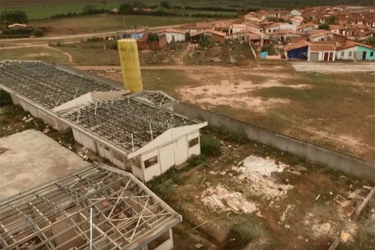 TCE detecta 300 obras paralisadas em Sergipe