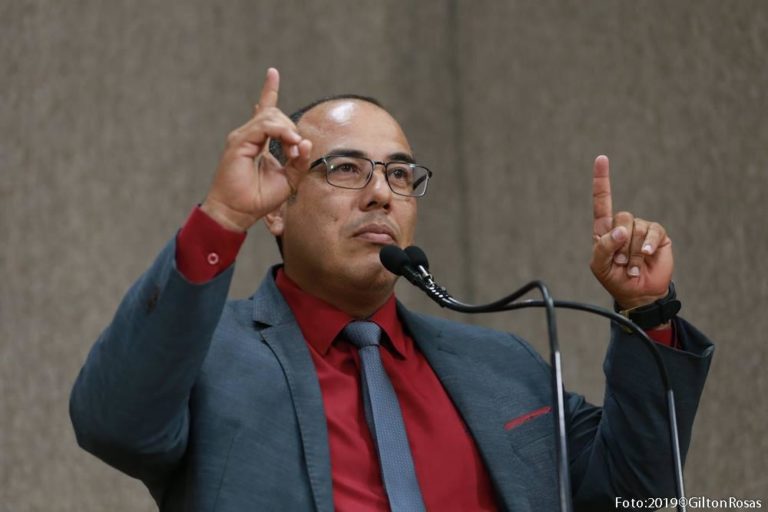 Justiça acata denúncia do MPE contra o vereador Amintas