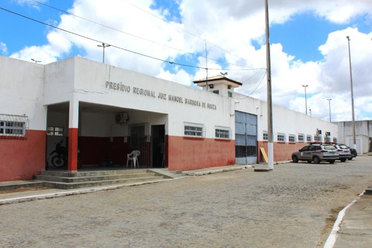 Operação Extramuros mira grupo investigado por roubos de cargas e tráfico de drogas