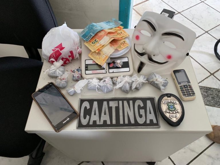 Polícia fecha ponto de tráfico em Nossa Senhora da Glória