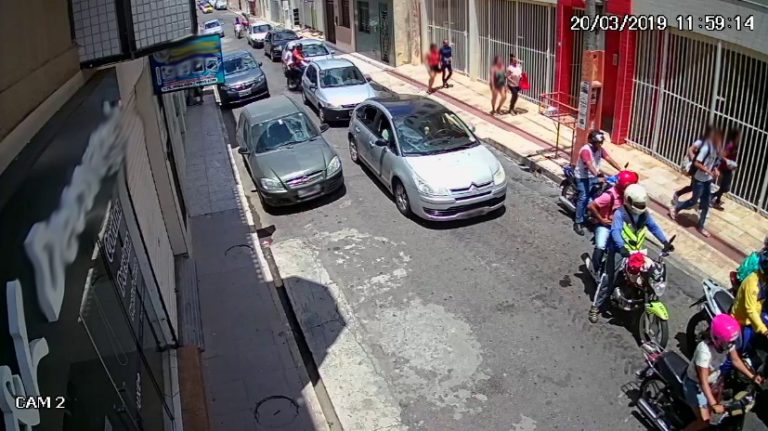 Divulgadas imagens de envolvidas em estelionato
