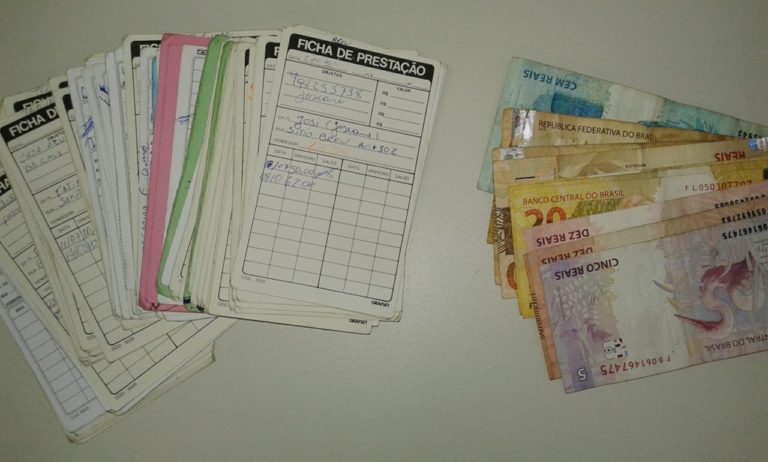 Presa dupla que aplicava golpes contra idosos