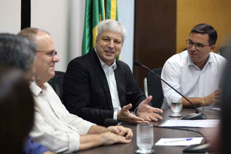 Governo deve baixar tarifa de água e ICMS para atrair grupos econômicos de olho na Fafen
