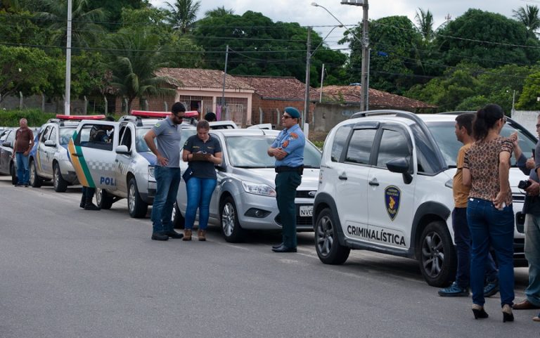 Ação integrada flagra 11 ligações clandestinas de água