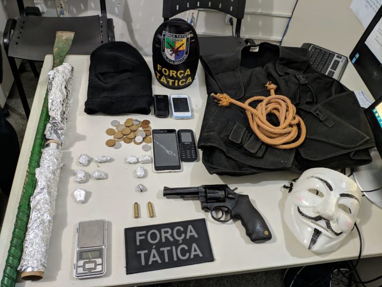 PM prende trio envolvido em assaltos e em cárcere de taxista
