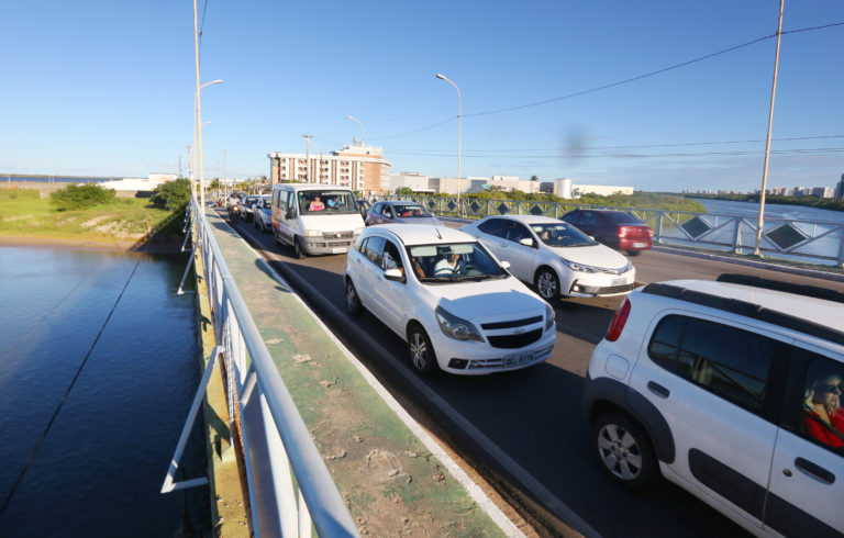 Ponte da Coroa do Meio será interditada para inspeção