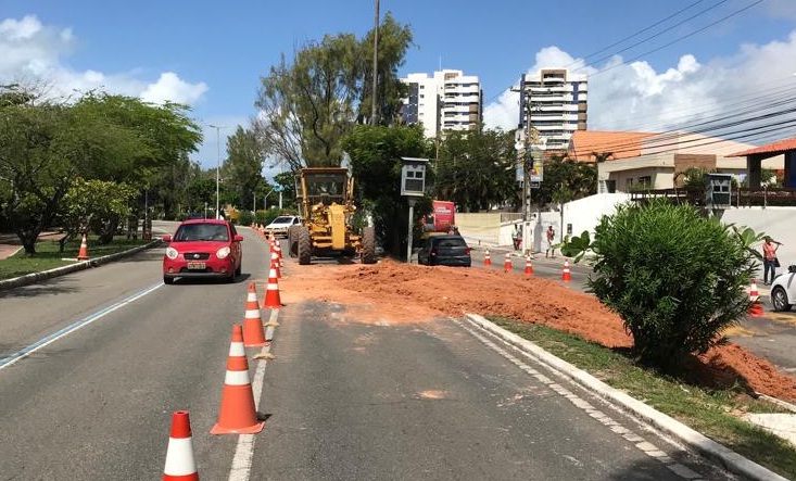 Obra altera trânsito em trecho da Beira Mar