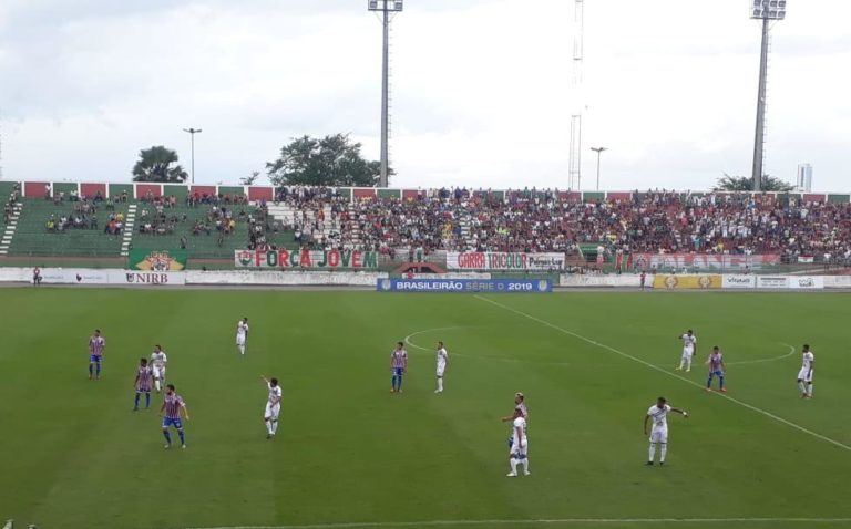 Itabaiana bate o Fluminense em Feira de Santana