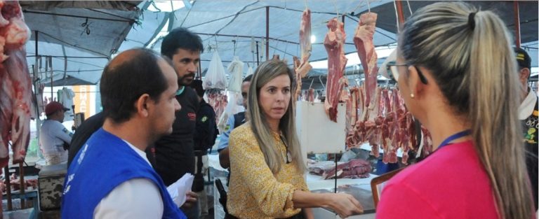 MP fiscaliza comércio de carne em Aquidabã