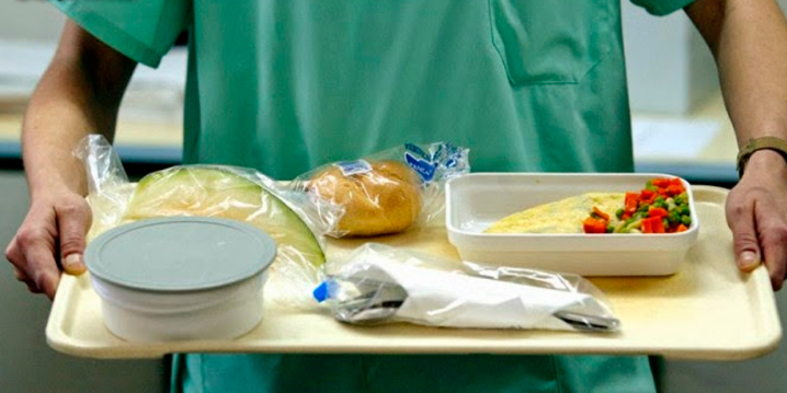 Governo desiste de restringir alimentação a acompanhantes de pacientes em hospitais