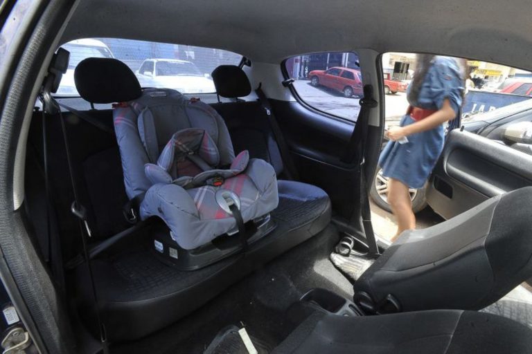 Cartilha orienta transporte de crianças em veículos