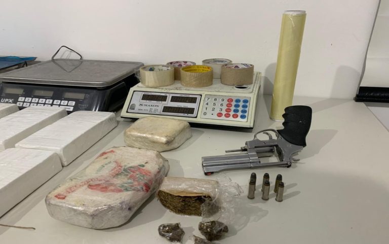 Denarc apreende mais de 10kg de cocaína