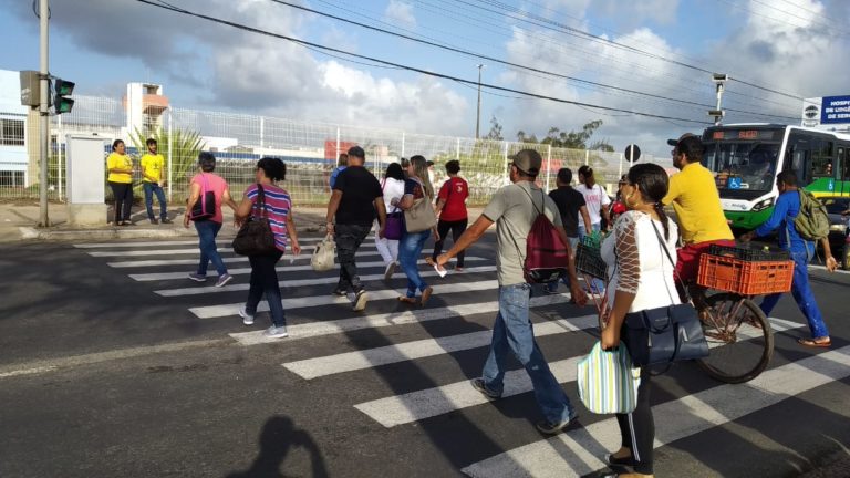 Ações educativas marcam Dia Mundial do Pedestre