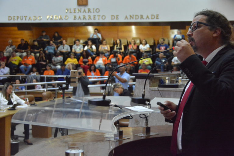 Fechamento do escritório da Petrobras em Aracaju vai gerar problemas socioeconômicos, afirma diretor do Sindipetro