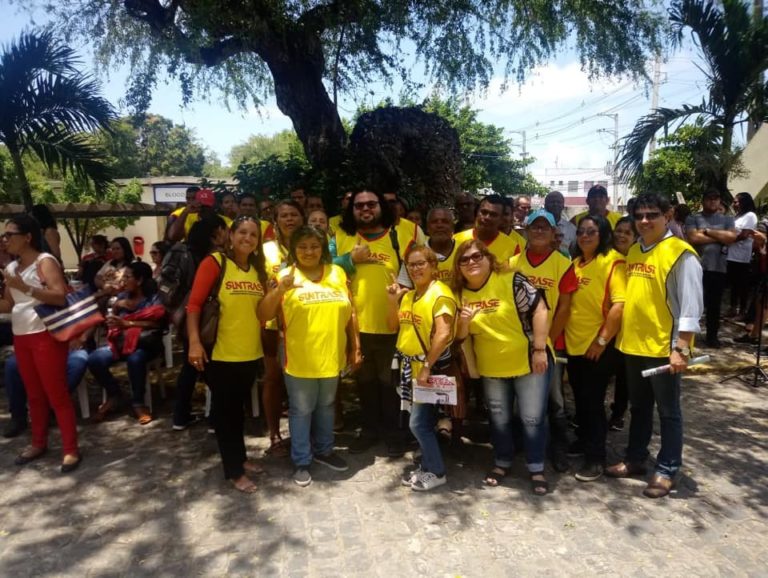 Servidores da administração geral decidem paralisar dia 29