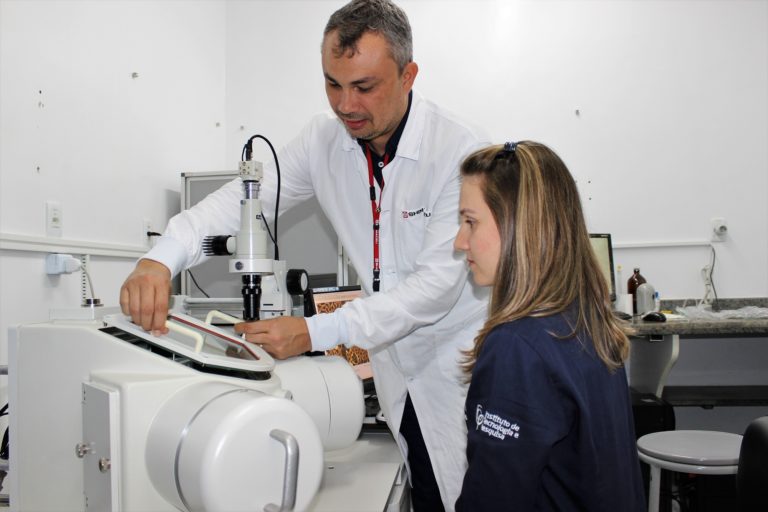 ITP dispõe de Microscópio de Força Atômica