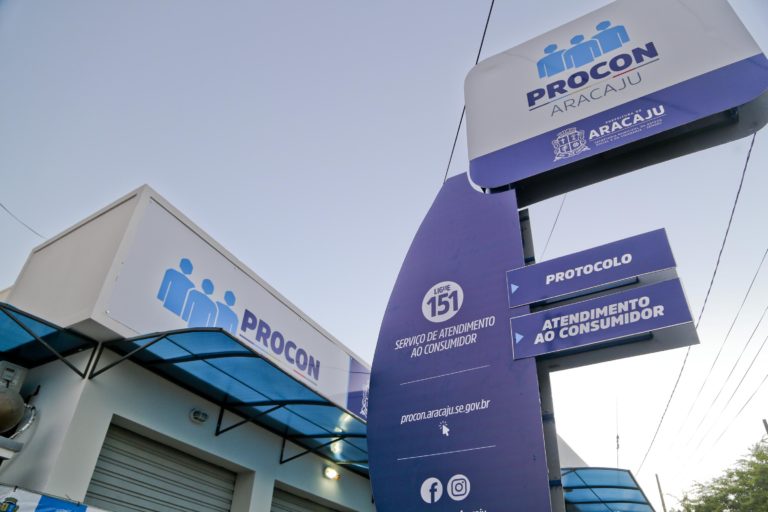 Procon Aracaju orienta sobre mensalidades escolares