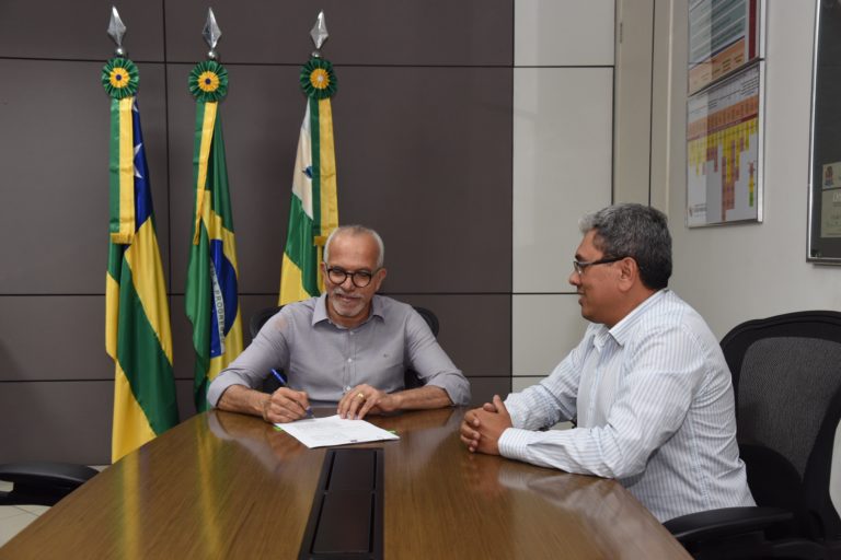 Edvaldo Nogueira sanciona lei para a ‘PPP da Iluminação’