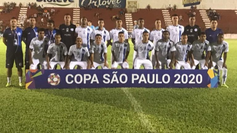 Confiança bate Goiás por 1 a 0 na estreia da Copa-SP