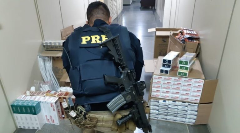 PRF apreende cigarros contrabandeados e mercadorias sem nota fiscal