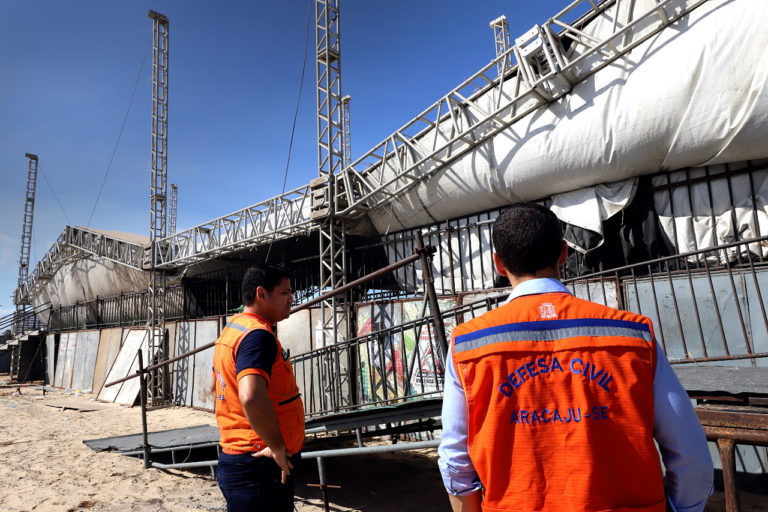 Defesa Civil inspeciona estrutura do Projeto Verão