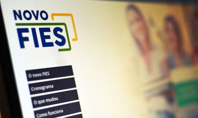 Terminam hoje inscrições para o Fies
